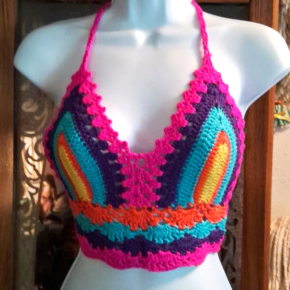 NWOT,Beautifully Crafted, Crocheted,Bohemian,Super Colorful,Halter/Crop Top🌺🌺